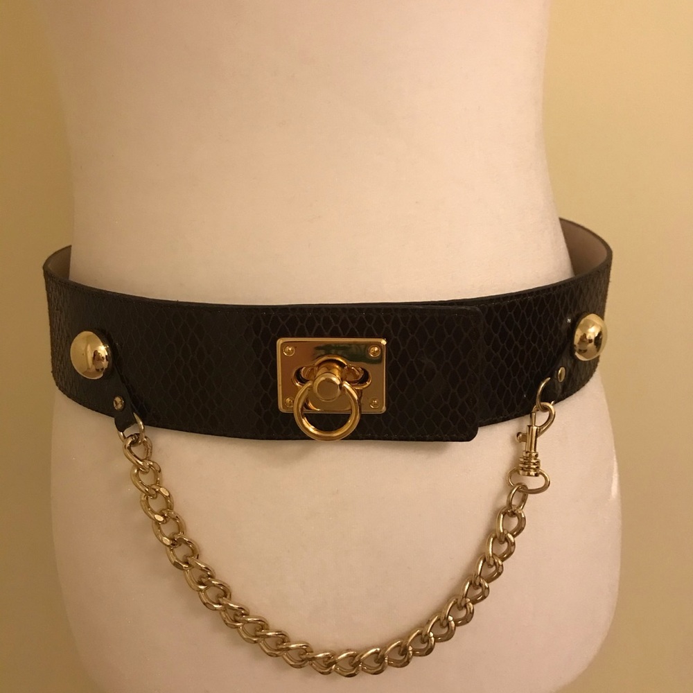 Brown leather belt with unique gold detailing